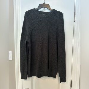 Men’s H&M crewneck sweater. Size L